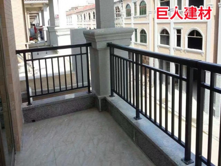 鐵藝陽臺護(hù)欄